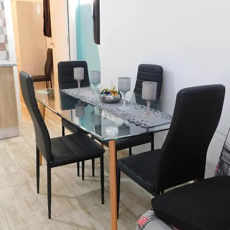 Romulo Y Remo-romulo Appartement